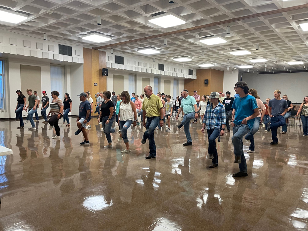 NJC Students and community members participate in Country KickUp dance lessons