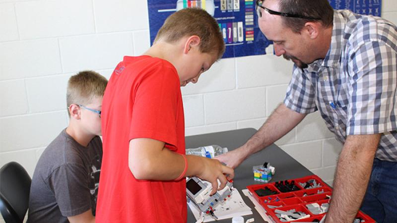 Kids College students working on project